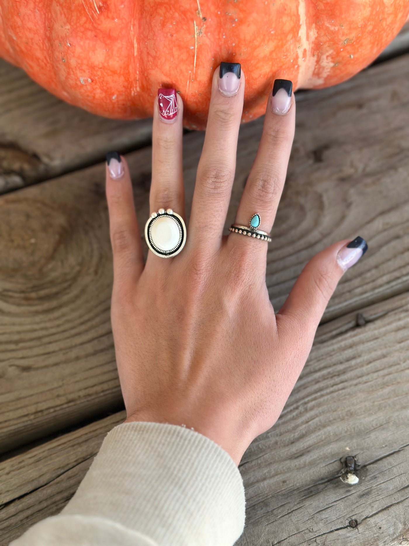 The Circle White Turquoise Adjustable Ring