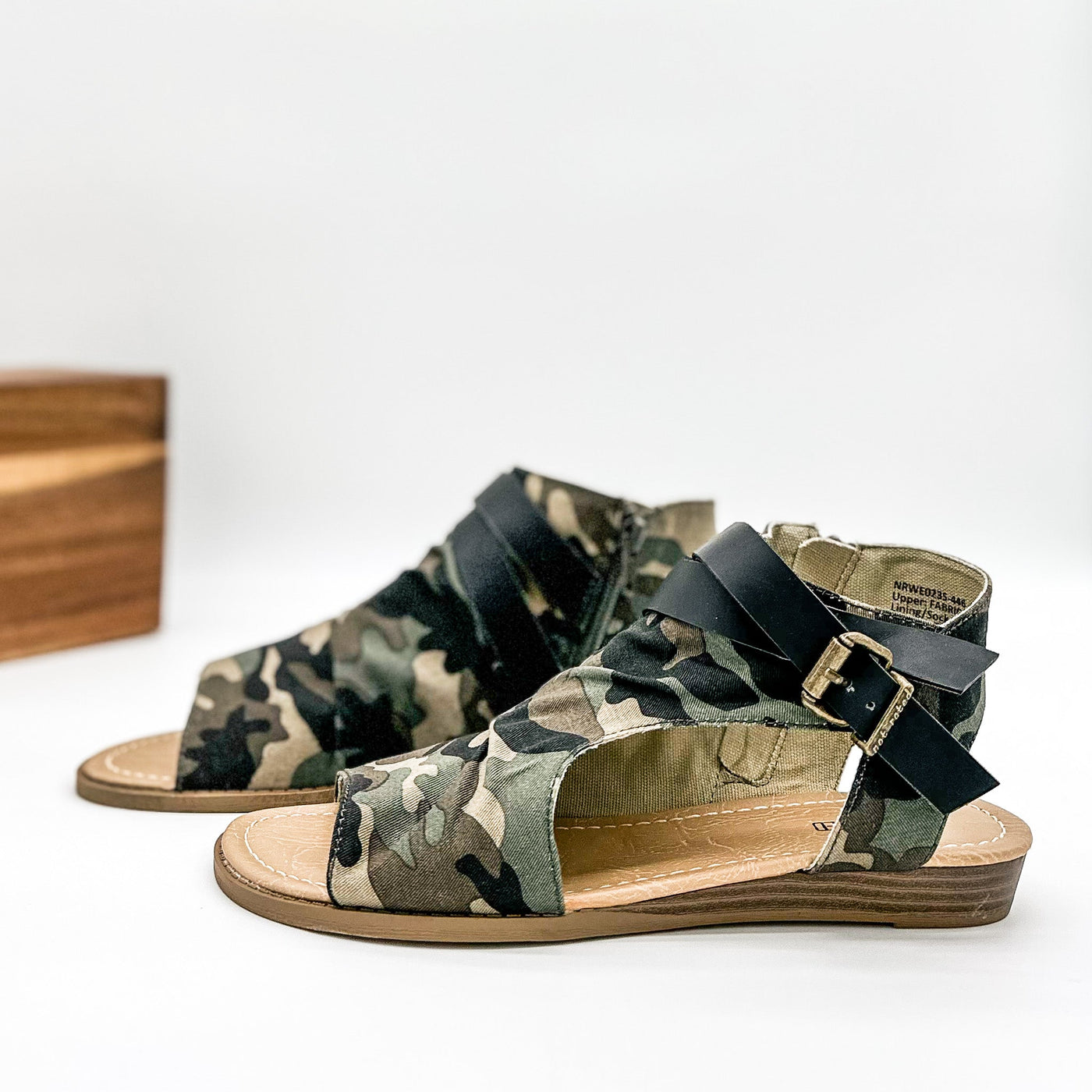 Avril Sandal in Camo