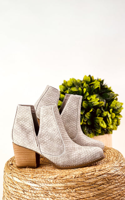 Tarim Booties in Grey