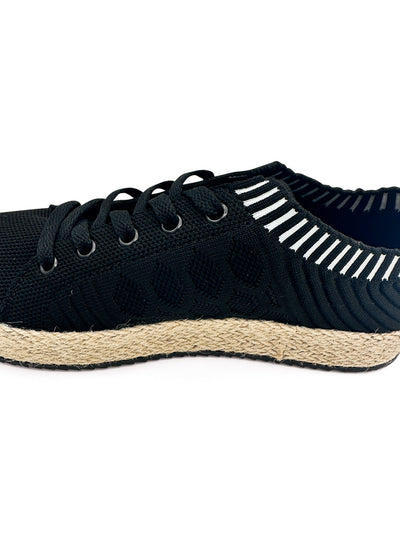 Yaras Sneakers in Black